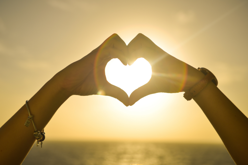 Heart Holes and the Twin Flames Relationship